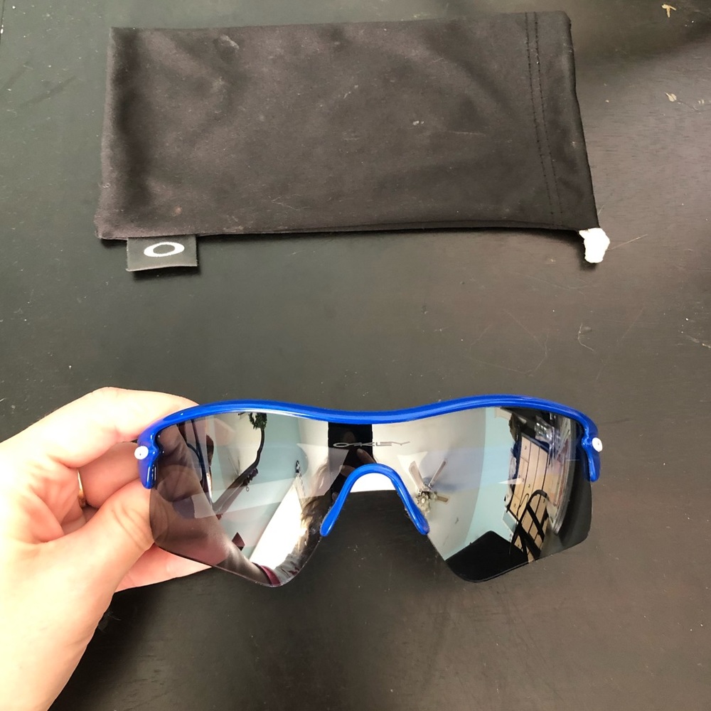 Women’s Radar Range Oakleys